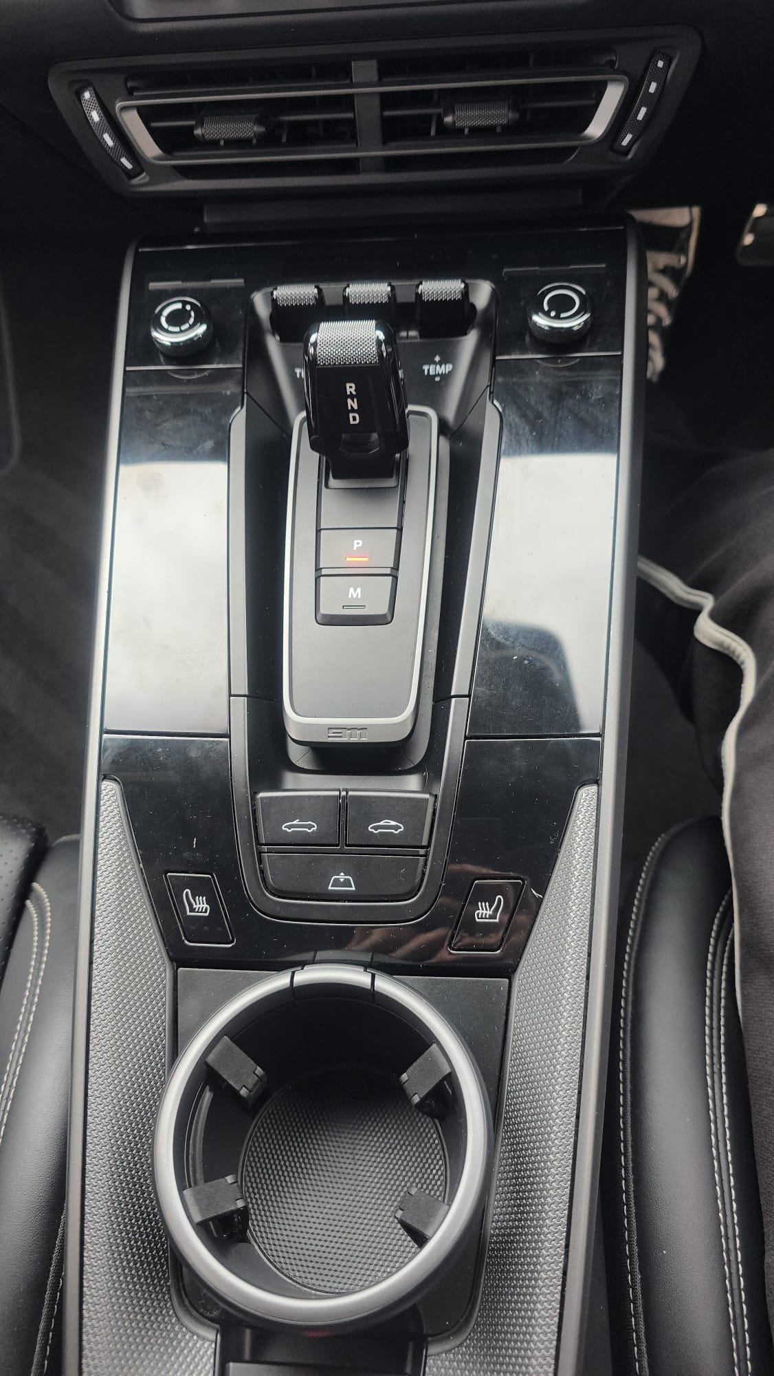 fandango, interior dressing